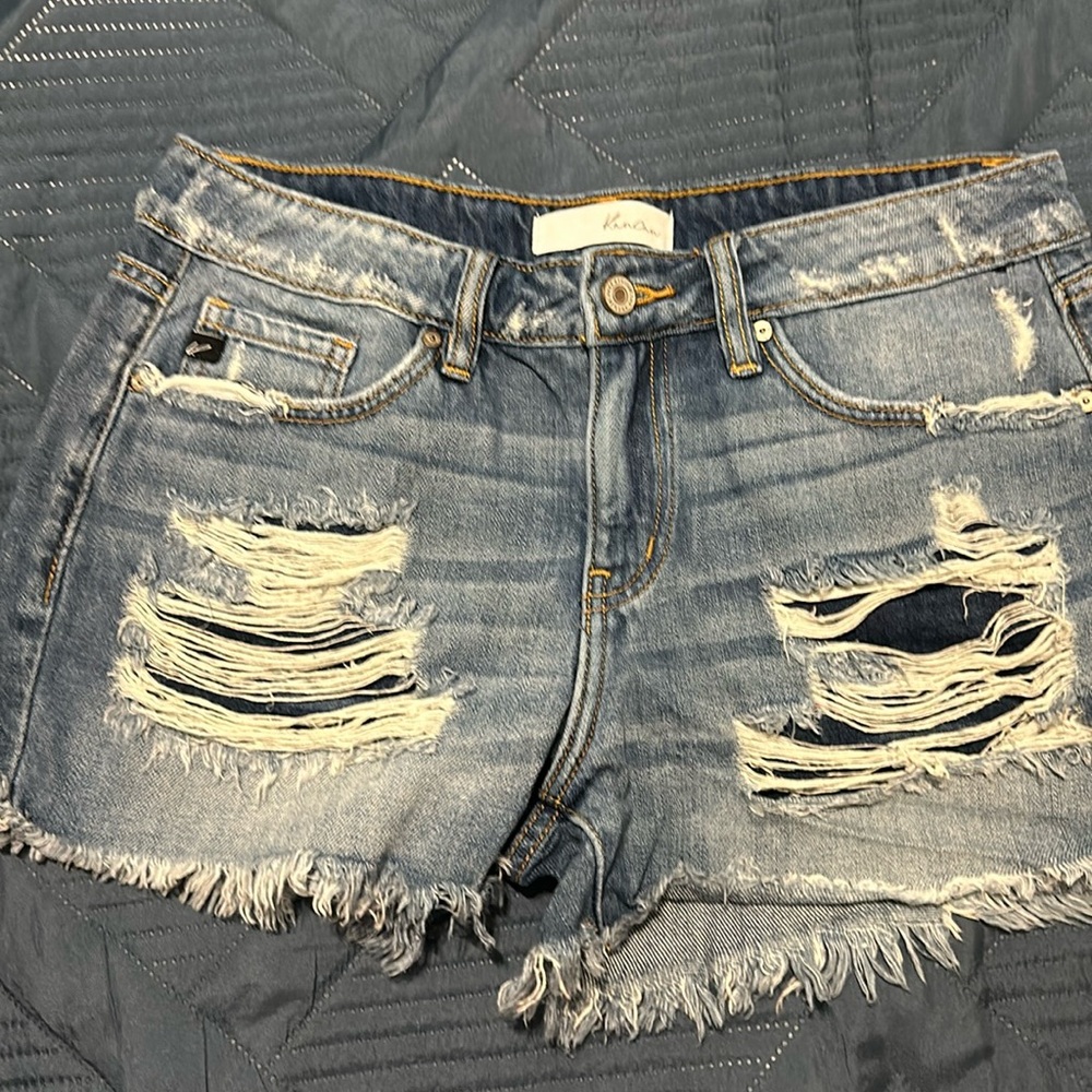 Women’s shorts size 7/27 no stretch
